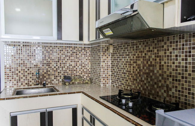 Best Price 1Br At Menara Latumenten Apartment Grogol - Foto 11