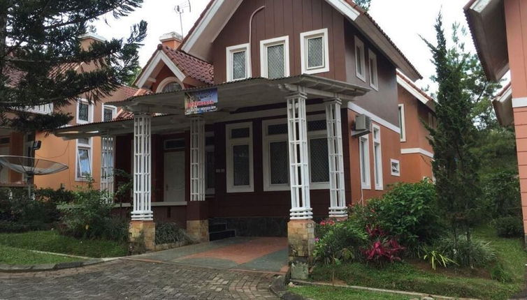 Photo 1 - Villa Sofia Kota Bunga