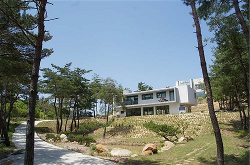 Foto 49 - Pohang Sound of Nature Pension