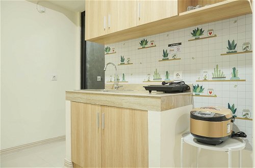 Photo 11 - Comfy and Modern 2BR at Meikarta Apartment