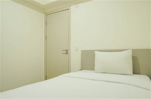 Photo 8 - Comfy and Modern 2BR at Meikarta Apartment