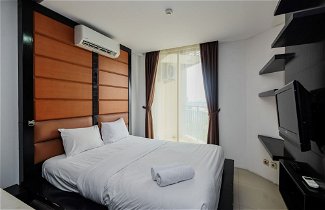Photo 1 - Cozy And Tidy Studio Apartment Mangga Dua Residence