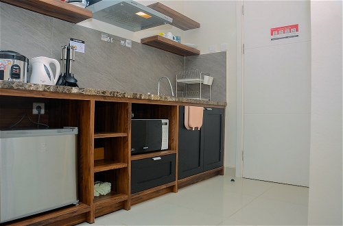 Photo 13 - Comfy and Minimalist Studio Kebayoran Icon Apartment