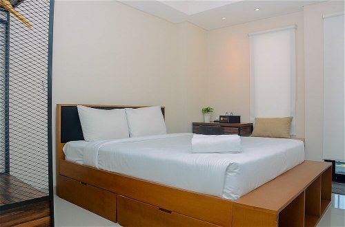 Foto 8 - Comfy and Minimalist Studio Kebayoran Icon Apartment