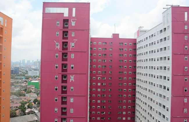 Cozy and Relax @ 2BR Green Pramuka City Apartment - Foto 23