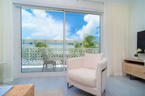 Photo 8 - Cayman Luxury Rentals at The Grove