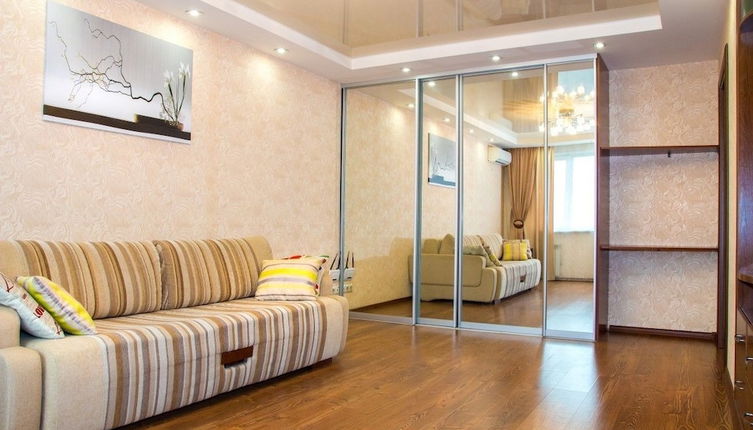 Photo 1 - Apartment on Okeanskiy prospect 101