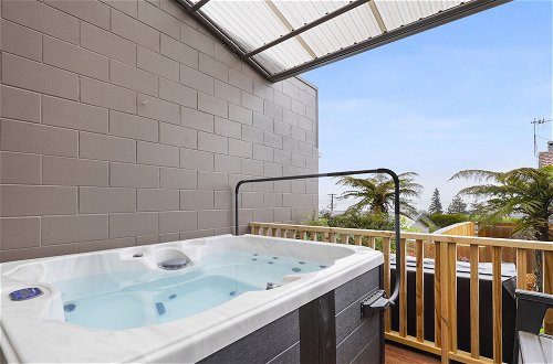 Foto 31 - Lakeview Escape with spa - sauna - patio
