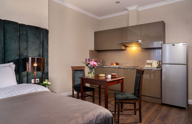 Greguar Hotel & Apartments - Photo 59