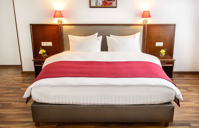 Greguar Hotel & Apartments - Photo 37