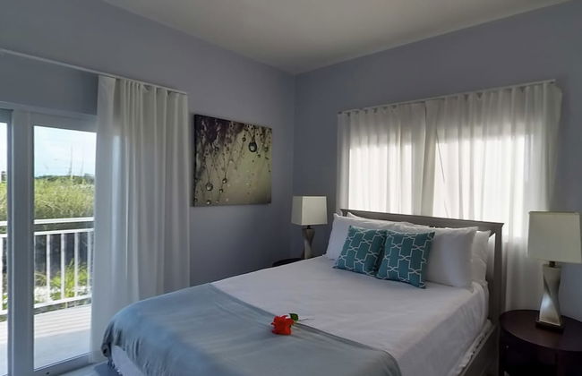 The Sapphire Villa - Photo 5