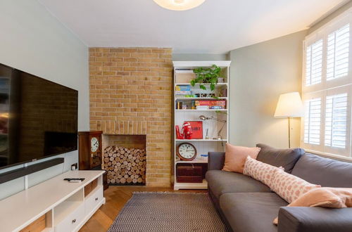 Foto 13 - Stylish 1 Bedroom Flat in Fulham With Patio