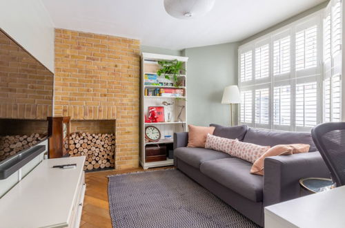 Foto 14 - Stylish 1 Bedroom Flat in Fulham With Patio