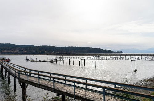 Photo 52 - Salty Towers Oceanfront Cottages