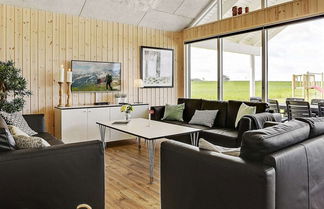 Foto 1 - 16 Person Holiday Home in Bogense