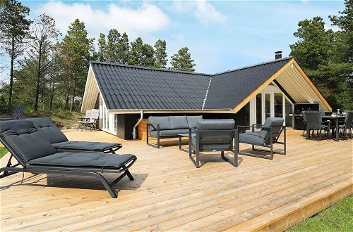 Photo 31 - 8 Person Holiday Home in Blavand
