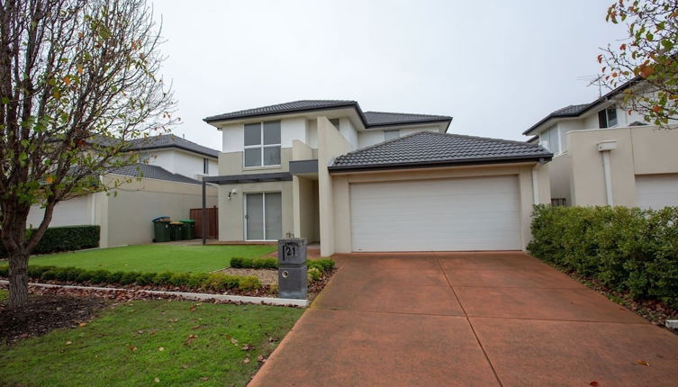 Foto 1 - Superb Luxe 5BR House@point Cook Near Lake