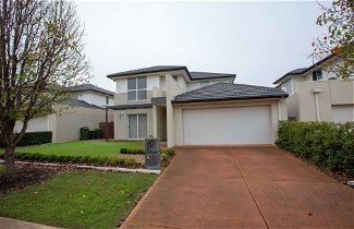 Foto 1 - Superb Luxe 5BR House@point Cook Near Lake
