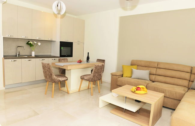 Apartmani Ralux Tivat - Foto 23