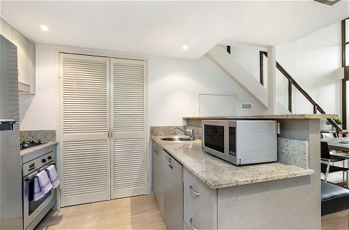 Photo 4 - Surry Hills Modern One Bedroom Apartment - GOU