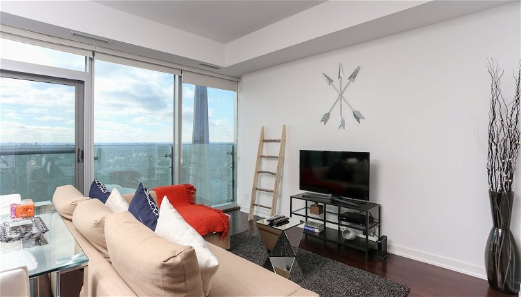 Photo 1 - Platinum Suites - Breathtaking CN Tower View