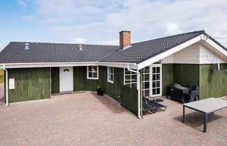 Photo 1 - 8 Person Holiday Home in Romo