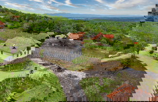 Foto 1 - Vineyard Homestead Vrtin