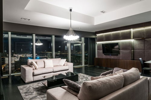 Photo 10 - Apartments in Sky Tower with Bathtub near the window