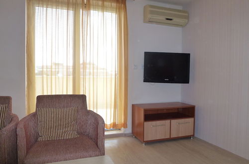 Photo 17 - Apartments in Rainbow Holiday Complex