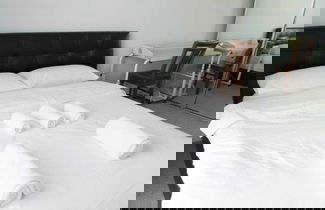 Foto 2 - New Spacious 2 Bedroom With Gorgeous City Views