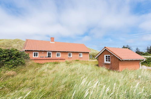 Photo 1 - 6 Person Holiday Home in Hvide Sande