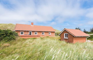 Foto 1 - 6 Person Holiday Home in Hvide Sande