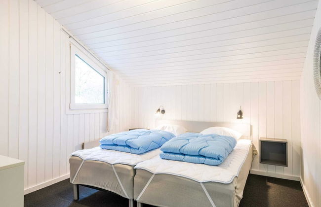 8 Person Holiday Home in Norre Nebel - Foto 29