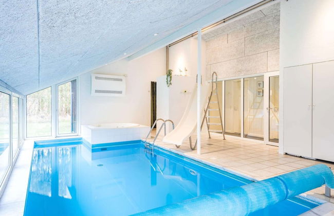 8 Person Holiday Home in Norre Nebel - Foto 2