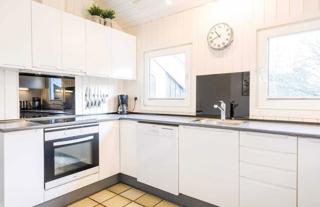 8 Person Holiday Home in Norre Nebel - Foto 24