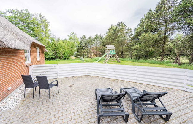 8 Person Holiday Home in Blavand - Foto 39