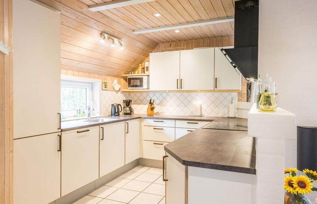 8 Person Holiday Home in Blavand - Foto 24