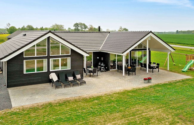 18 Person Holiday Home in Bogense - Foto 30