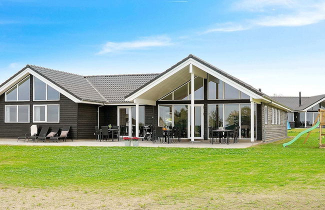 18 Person Holiday Home in Bogense - Foto 31