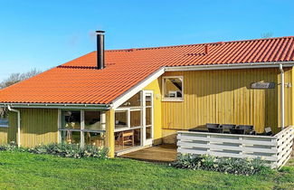 Foto 1 - 6 Person Holiday Home in Hemmet