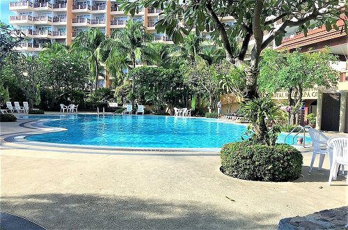Photo 15 - Royal Hill Resort Pattaya Corner Condo With sea & Pool Views