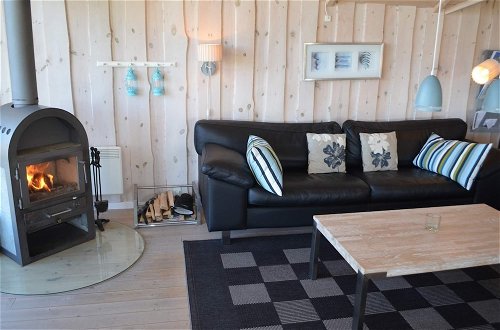 Photo 7 - 7 Person Holiday Home in Hvide Sande
