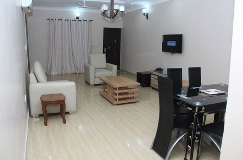 Photo 14 - SSCFG Luxury Apartments & Suites