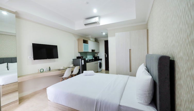 Photo 1 - Minimalist Studio Menteng Park Apartment