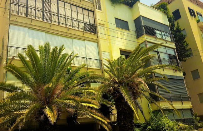 Tel Aviv Apartment by the Sea - Photo 1