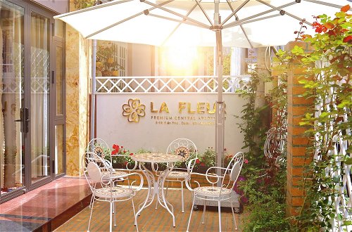 Foto 39 - La Fleur Premium Central Apartment