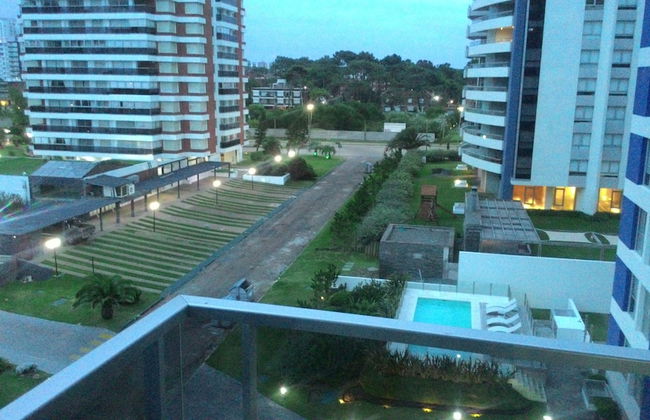 Arenas del Mar Apartments - Photo 40