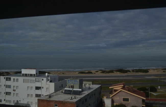 Arenas del Mar Apartments - Photo 37