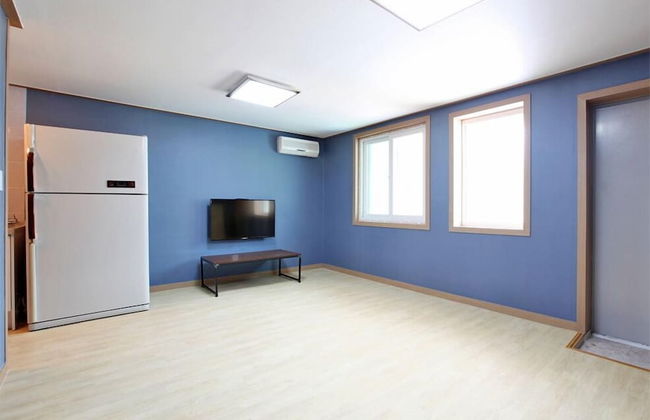 Brothers Pension - Photo 23