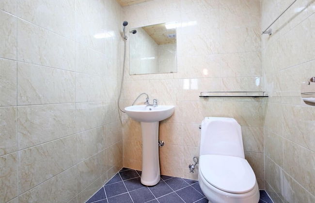 Brothers Pension - Photo 47